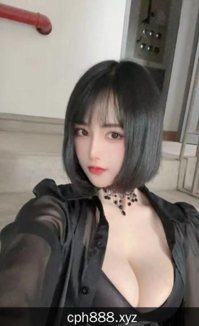 短发女神骚菲