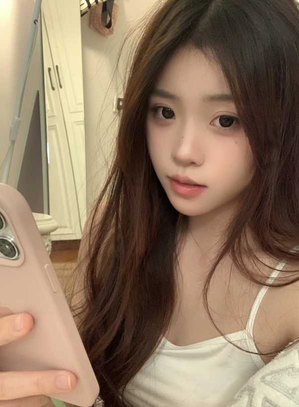 龙岗新人粉嫩妹妹-琳琳