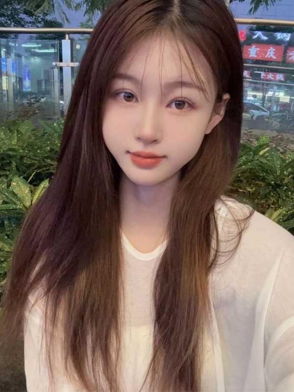南海女神新人初次下海服务-源源