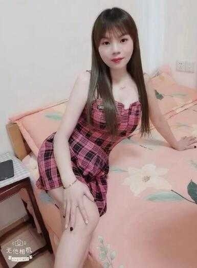 花都刚下海新人风骚性感小妹服务--羽儿