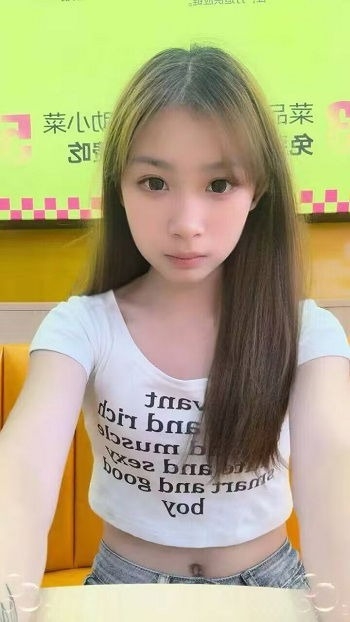 禅城清纯粉嫩可爱美少女-佳佳