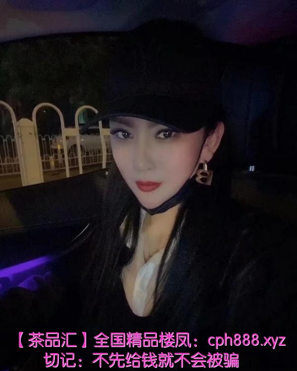 后入翘臀小姐姐