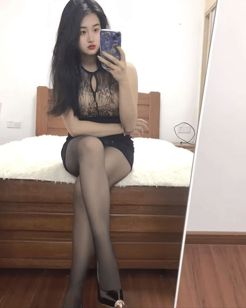 制服诱惑骚妹妹